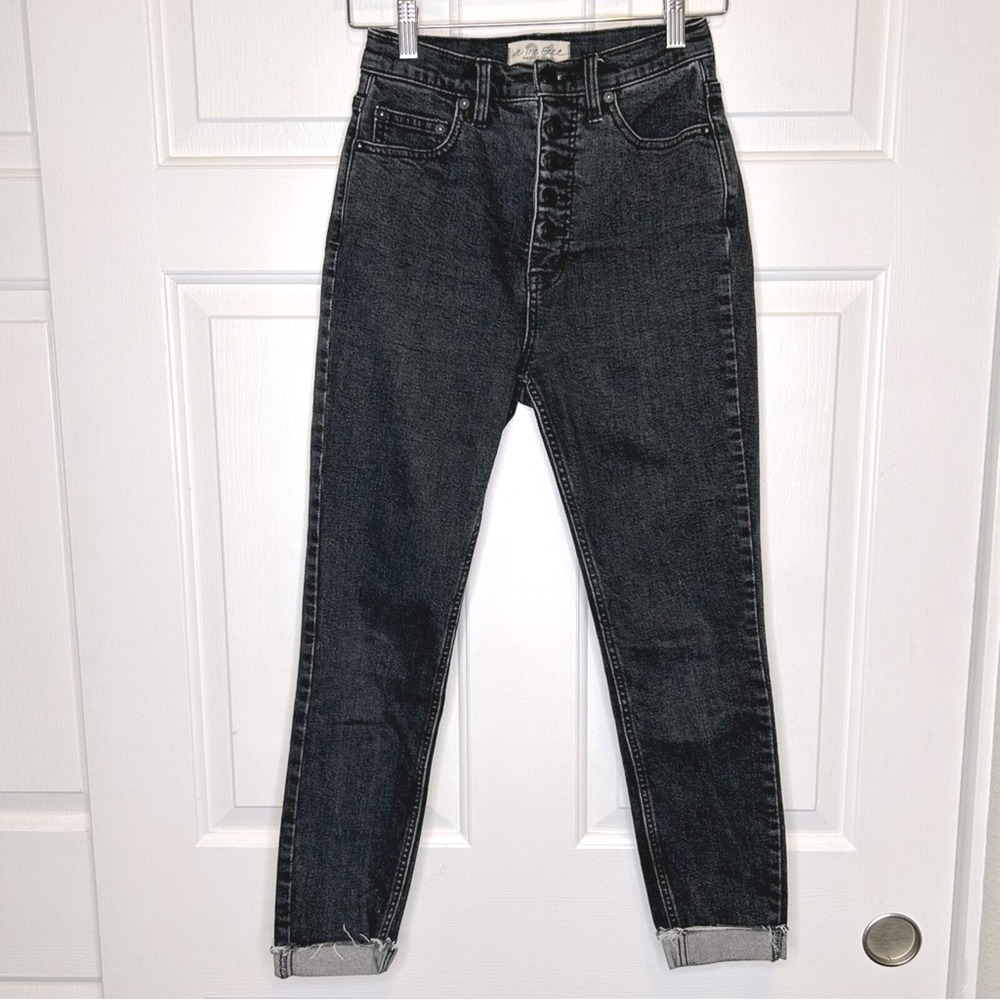 Free People We The Free Black Wash High Rise‎ Button Size 26